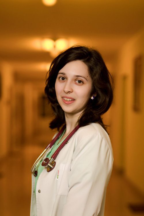 Dr. Beatrice Niță - Medic specialist medicină fizică și reabilitare Dr. Beatrice Niță - Medic specialist medicină fizică și reabilitare