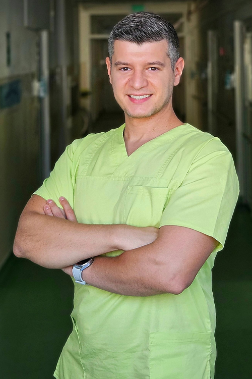 Dr. Adrian Papa