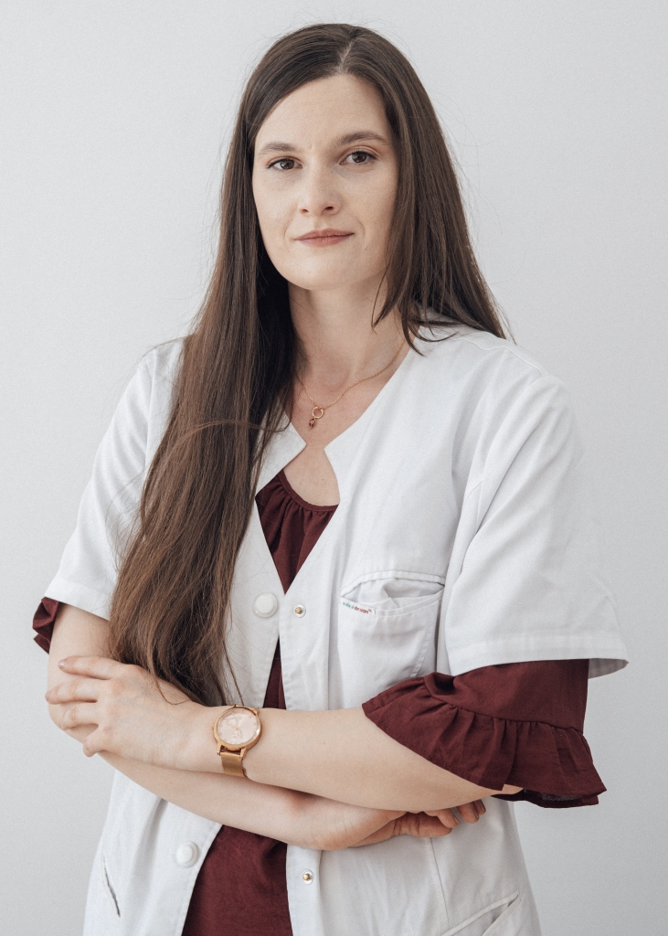 Dr. Teodora Carpatorea