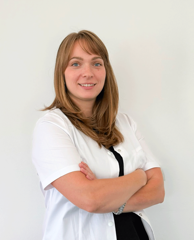 Dr. Izabella Sebestyen